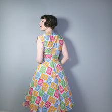 Load image into Gallery viewer, 50s BRIGHT AND COLOURFUL FLORAL COTTON DAY DRESS - S