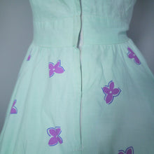 Load image into Gallery viewer, 50s FLORAL BORDER PRINT MINT COLOURED COTTON CIRCLE DRESS - XS