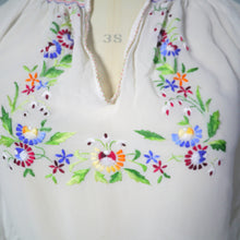 Load image into Gallery viewer, 60s HUNGARIAN SHEER EMBROIDERED CREPE FOLK BLOUSE TOP - XS