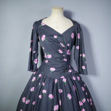 Load image into Gallery viewer, 50s DARK GREY AND PINK CARNATION PRINT FULL SKIRTED COTTON DRESS - S