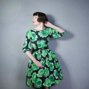 50s 60s GREEN AND BLACK FLORAL PRINT DRESS WITH CUTE BALLOON SLEEVE - S