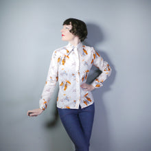 Load image into Gallery viewer, 70s ART DECO STYLE FLAPPER LADIES POLO SPECTATORS NOVELTY SHIRT - S