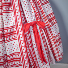 Load image into Gallery viewer, 50s RED AND WHITE PRINTED COTTON DRESS WITH FULL SKIRT AND BOWS - S