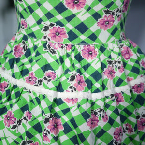 50s GREEN FLORAL CHECK DRESS WITH TIERED FULL SKIRT AND VELVET RIBBON LACE TRIM - S