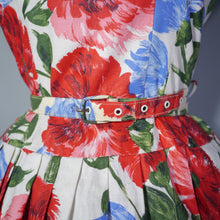 Load image into Gallery viewer, 50s 60s BIG RED AND BLUE FLOWER PRINT COTTON DAY DRESS - S / petite
