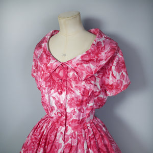 50s 60s RED AND WHITE FULL SKIRTED SHIRT DRESS IN PAINTERLY FLORAL PRINT - S
