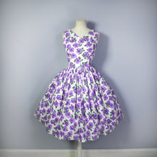 Load image into Gallery viewer, 50s WHITE AND PURPLE FLORAL COTTON DAY DRESS -XS / petite fit