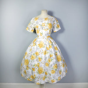 50s LIGHT GREY AND YELLOW FLORAL PRINT FULL SKIRTED COTTON DRESS - M