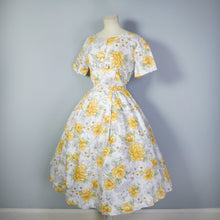 Load image into Gallery viewer, 50s LIGHT GREY AND YELLOW FLORAL PRINT FULL SKIRTED COTTON DRESS - M