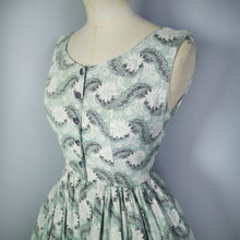 Load image into Gallery viewer, EARLY 50s PALE GREEN PRINTED MIDI DRESS - S / PETITE FIT