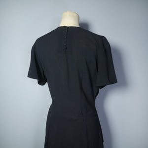 40s BLACK RAYON DRESS WITH WHITE SEQUIN FEATHER EMBELLISHMENT - M