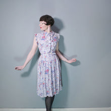 Load image into Gallery viewer, 40s PASTEL BLUE NOVELTY PRINT DRESS - S