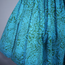 Load image into Gallery viewer, 50s TURQUOISE AND GREEN FLORAL PRINT FULL SKIRTED DRESS - S